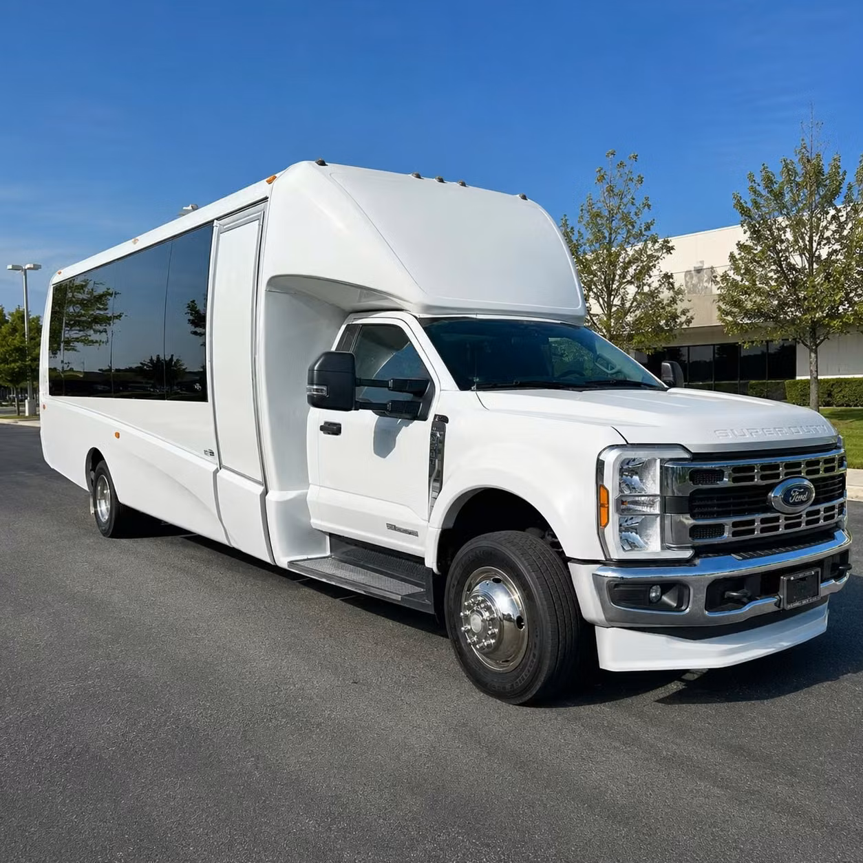 15 passenger minibus