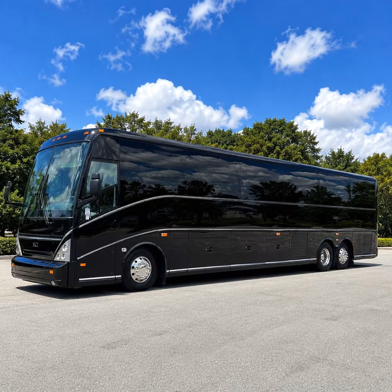 airport shuttle transportation between elk grove and sacramento metro airport