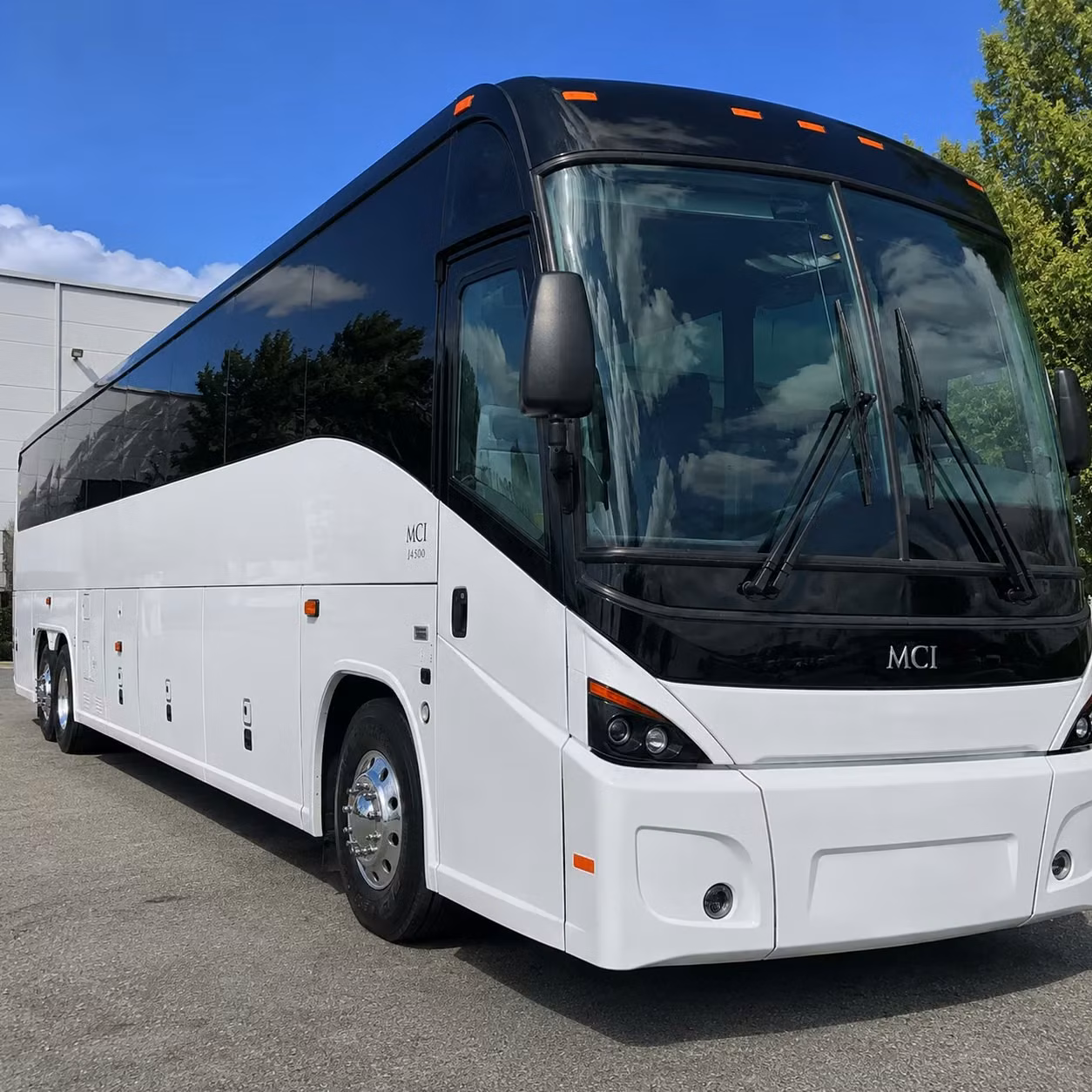 charterbusrentalelkgroveca com can help you arrange airport transfers for your elk grove corporate team